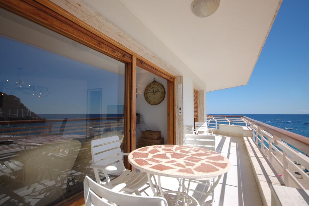 Lets Holidays Tossa De Mar Beach Apartment Экстерьер фото