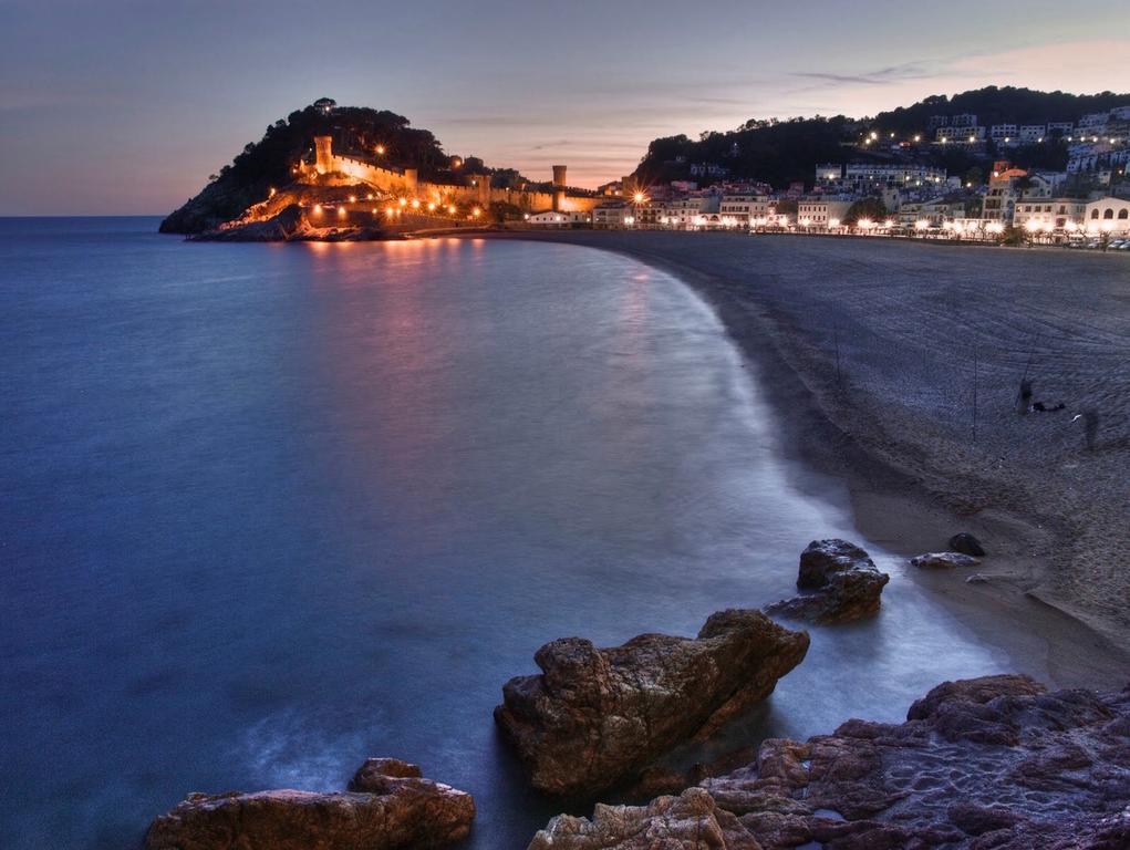 Lets Holidays Tossa De Mar Beach Apartment Экстерьер фото